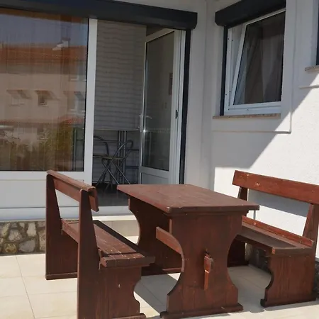 Leticia I Apartment Baska (Krk)
