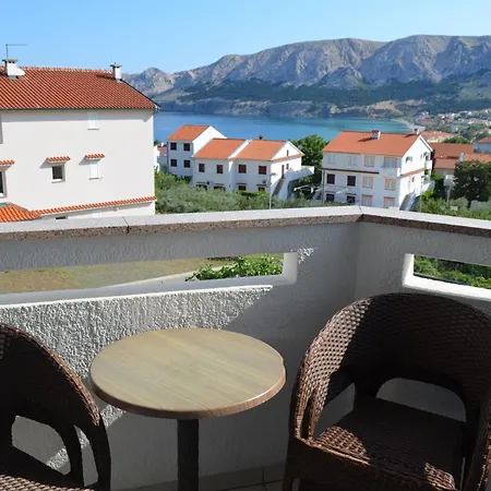 Apartment Leticia I *