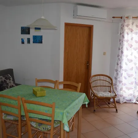 Leticia I Apartment