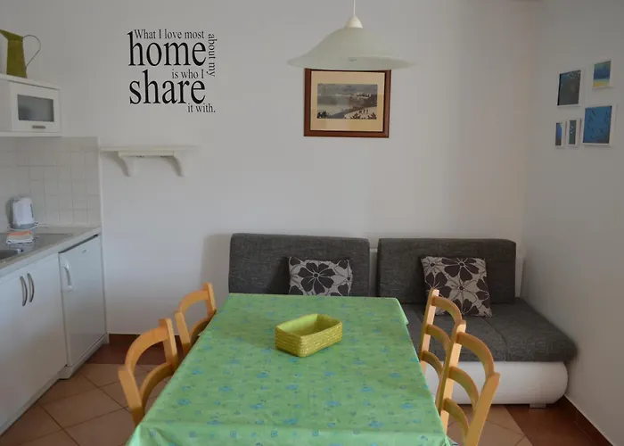 Apartman Leticia I Baška