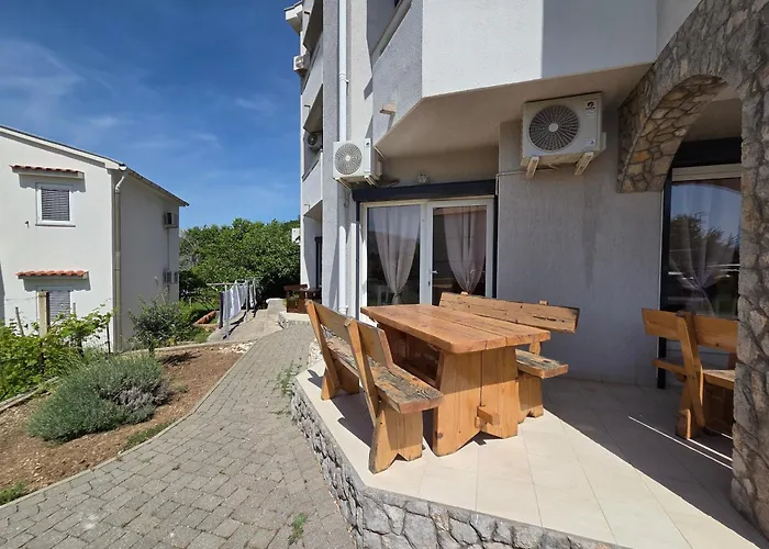 Leticia I Apartman